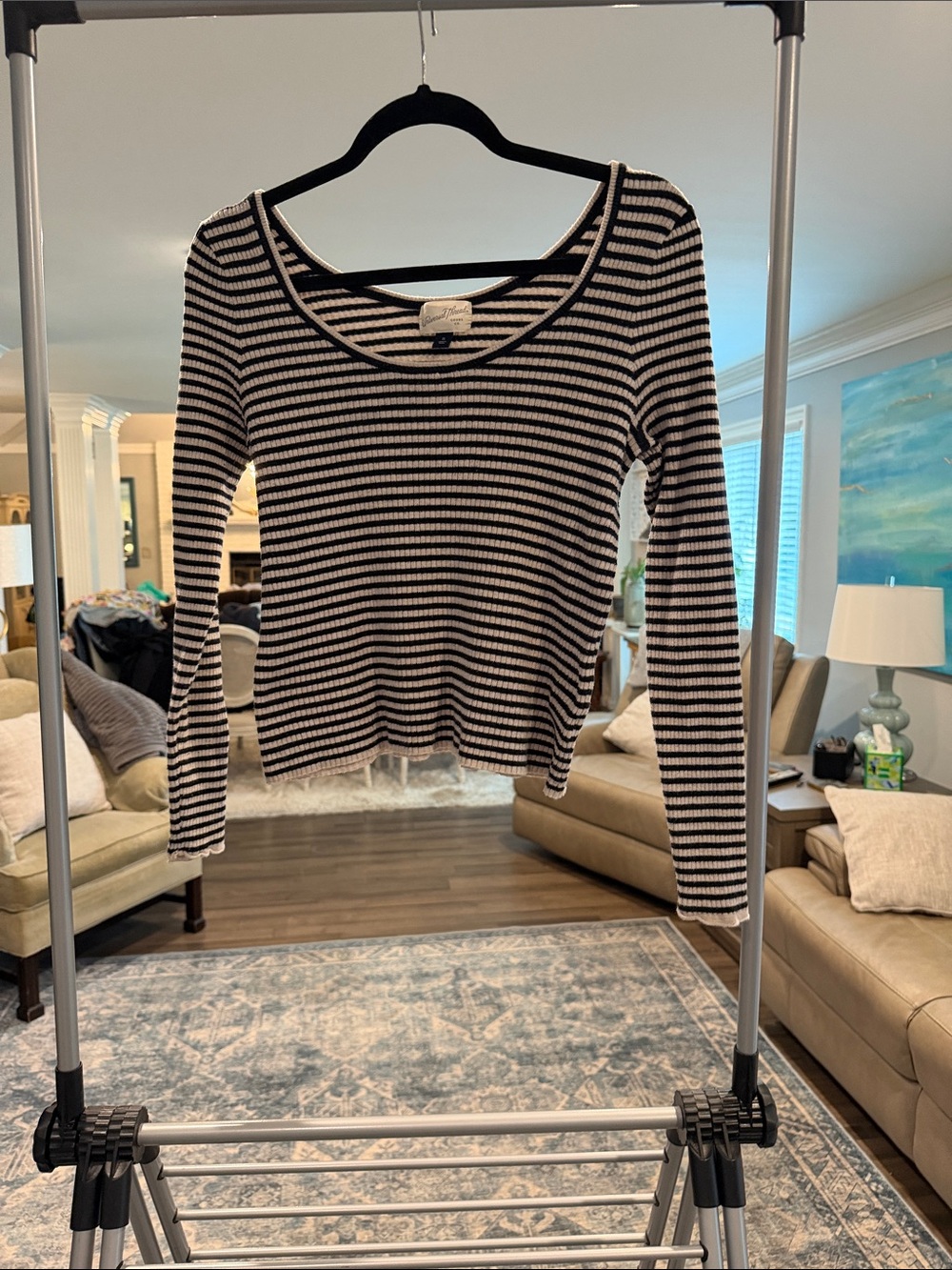 Universal Thread Black and Grey Striped Scoop Neck Long-Sleeve Top